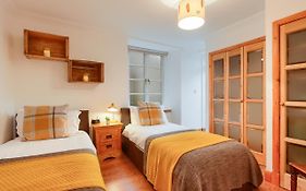 Dundas Flat, 1 Bedroom, Comrie